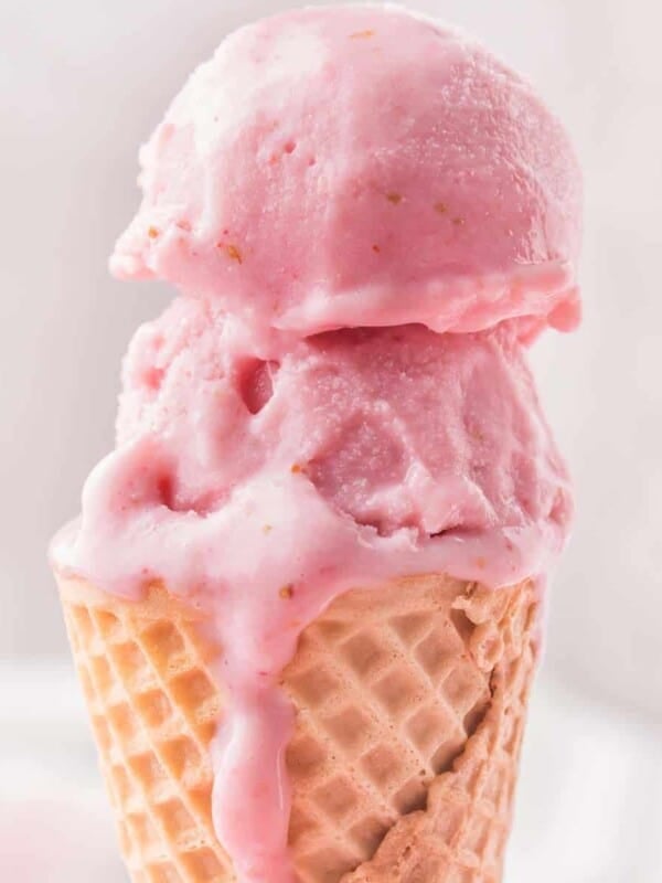 strawberry ice cream