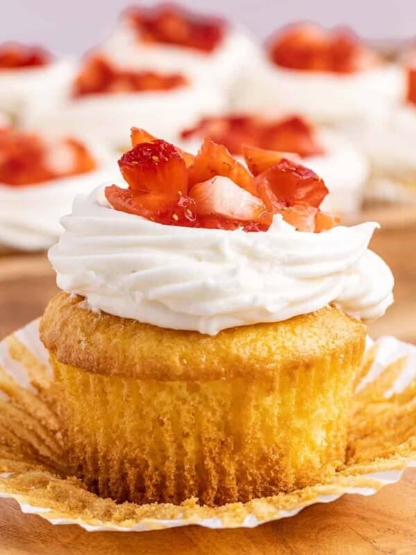 strawberry shortcake cupcakes